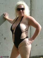 Barby. Swimsuit Barby Free Pic 3