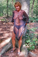 Luscious Models. Mature Lady M In The Forest Pt1 Free Pic 1