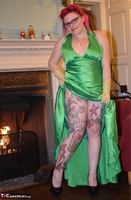 Mollie Foxxx. Posh Green Dress Free Pic 10