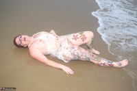Phillipas Ladies. Mollie Foxx At The Beach Free Pic 9