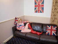 Samantha. British Blonde Bombshell Free Pic 9