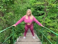Sweet Susi. New Fitness Outfit Free Pic 2