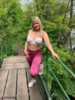 Sweet Susi. New Fitness Outfit Free Pic 17