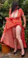 Juicey Janey. My Lady Garden In The Garden Pt1 Free Pic 2
