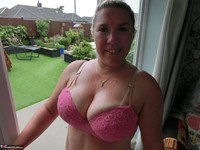Barby. Dancing In The Rain Free Pic 7