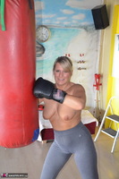 Sweet Susi. A Day In The Gym Free Pic 9