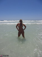 Sweet Susi. On The Beach Free Pic 15
