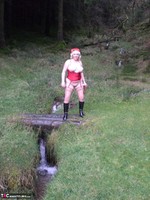 Barby. Happy Dogging Holidays Pt1 Free Pic 18