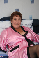 Kinky Carol. Pink & White Pt1 Free Pic 1