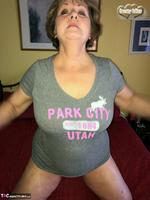 Busty Bliss. Park City Titties Free Pic 1