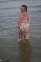 Mollie Foxxx. Playing In The Sea Free Pic 5