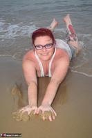 Mollie Foxxx. Playing In The Sea Free Pic 18