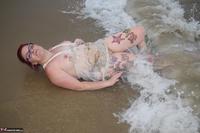 Mollie Foxxx. Playing In The Sea Free Pic 20