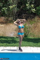 Sweet Susi. Bikini Striptease By The Pool Free Pic 6