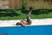 Sweet Susi. Bikini Striptease By The Pool Free Pic 14