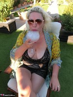 Barby. Cock Tail Hour Free Pic 1