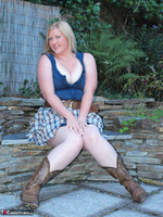 Samantha. Blonde Milf In The Garden Free Pic 5