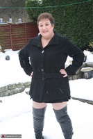 Kinky Carol. Thigh Boot Fun In The Snow Pt1 Free Pic 1