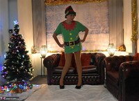 Barby Slut. Christmas Outfits Free Pic 2