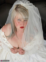 Samantha. Here Cums The Bride Free Pic 2