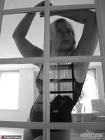 Luscious Models. Meile Sexy In Black & White Free Pic 15