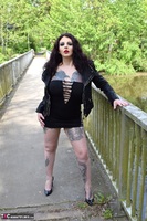 Lucy Ravenblood. Dressed Like A Hooker Free Pic 1
