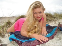 Luscious Models. Meille Boobs & Upskirt In The Dunes Free Pic 5