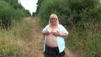 Lexie Cummings. Lexie Out Flashing To The Camerman Free Pic 1