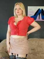 Sindy Bust. Is My Skirt Too Short Free Pic 1