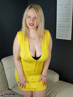 Sindy Bust. Tight Yellow Minidress Free Pic 2
