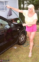 Dimonty. Car Wash Free Pic 11