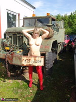 Sweet Susi. In The Scrapyard Free Pic 10