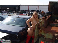 Sweet Susi. In The Scrapyard Free Pic 20