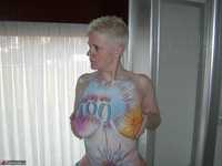 Tiffany Pearl. Body Painting Fun Pt3 Free Pic 1