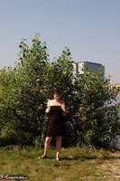 Hot Milf. Strip In The Bushes Pt1 Free Pic 3