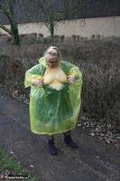 Lexie Cummings. Flashing In The Rain Free Pic 15