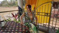 Diana Ananta. On The Indian Veranda Free Pic 1