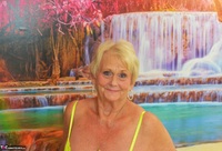 Sparkle. Tattoed Granny Sparkle in Yellow Free Pic 1