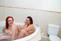Sara Banks. Sara & Mollie In The Bath Free Pic 20