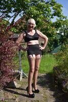 Barby Slut. Garden Shoot Free Pic 6