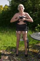 Barby Slut. Garden Shoot Free Pic 9