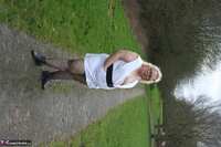 Lexie Cummings. Nurse Lexie Flashes In The Park Free Pic 12