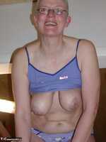 Tiffany Pearl. Wallpapering Pt2 Free Pic 10