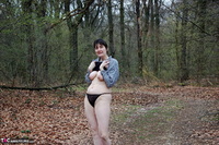 Hot Milf. Flashing In The Forest Free Pic 14