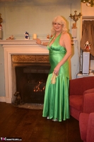 Dimonty. Elegant Green Dress Free Pic 2