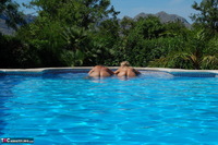 Sweet Susi. Lesbo Pool Games Free Pic 10