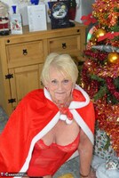 Sparkle. Christmas GILF Free Pic 1