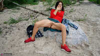 Diana Ananta. Bitch on the beach Free Pic 10