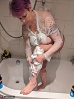 Layla Bird. Shaving Foam Fun Free Pic 5