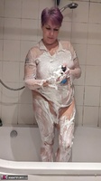 Layla Bird. Shaving Foam Fun Free Pic 6